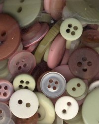 Plantation buttons